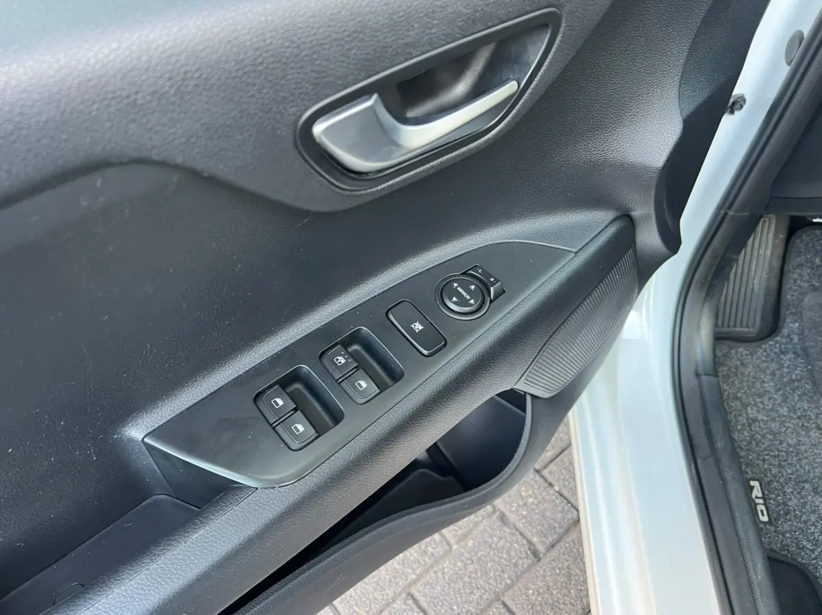 1.0 T-GDi MHEV DynamicPlusLine Automaat