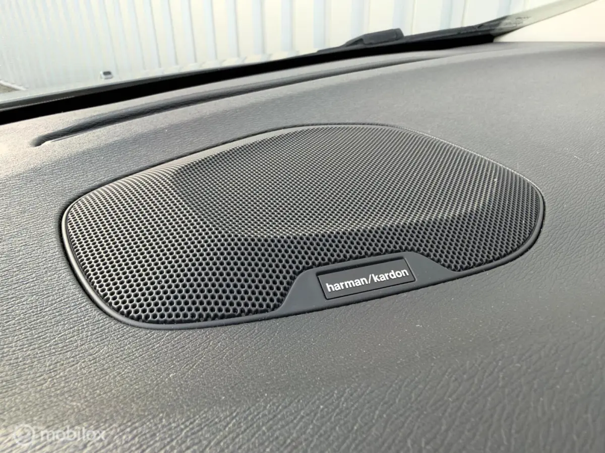 1.5 T3 Polar+ Luxury | Aut | NAP | Camera | Harman Kardon | LED | Pano | Leder | Dealer onderhouden |