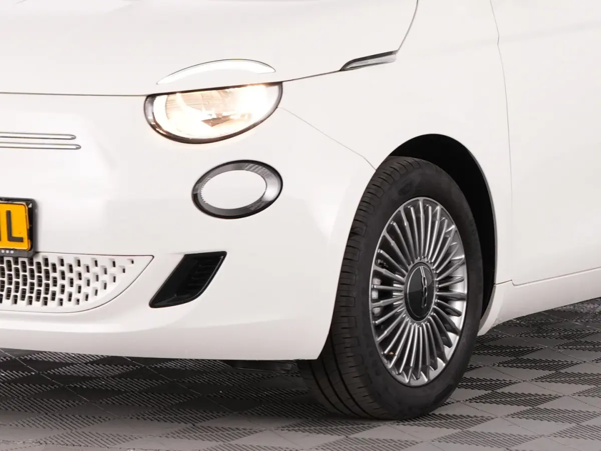 Icon 42 kWh | LM VELGEN | NAVI | CARPLAY | SOH: 96,9% | !