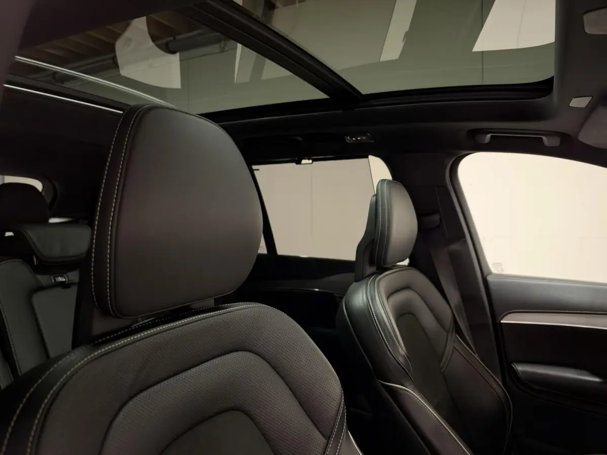 2.0 T8 Recharge AWD R-Design Polestar Pano H/K Luchtvering