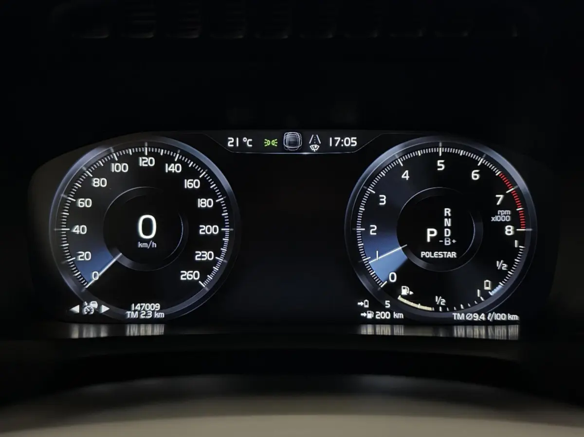 2.0 T8 Recharge AWD R-Design Polestar Pano H/K Luchtvering