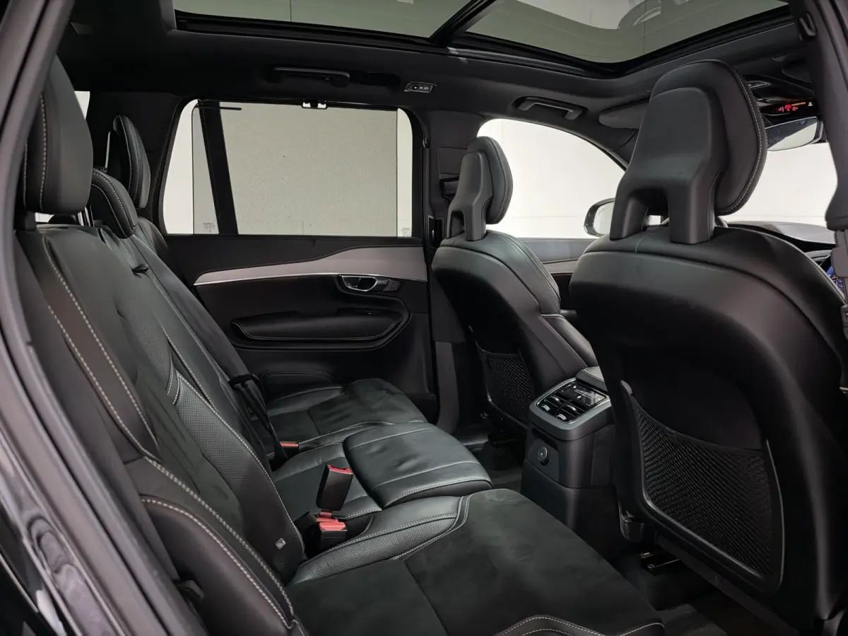 2.0 T8 Recharge AWD R-Design Polestar Pano H/K Luchtvering
