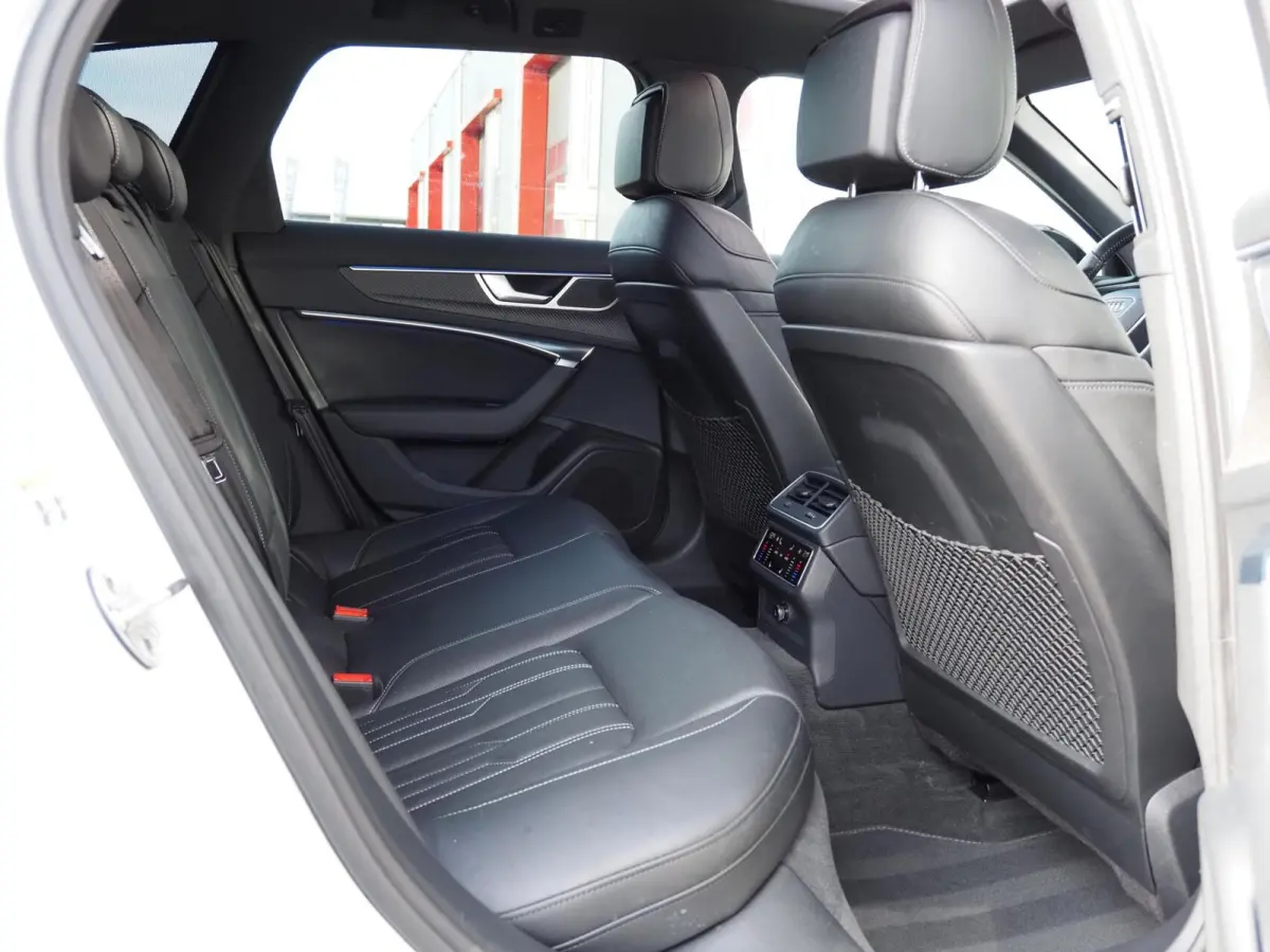 55 TFSI e S-Line Quattro Competition 367PK | 360 | Pano | Stoelventilatie | Stoelmassage & Verwarming Voor & Achter | Leder | Memory | Keyless | Origineel 20'' | Matrix Led | Digital Dash | 