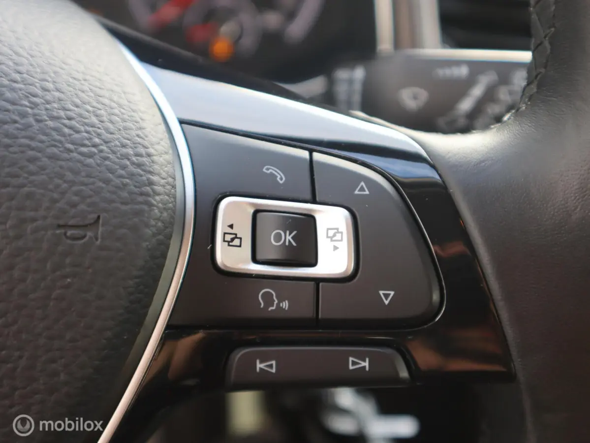 1.0 TSI Style Lane ACC Clima Trekhaak BTW auto