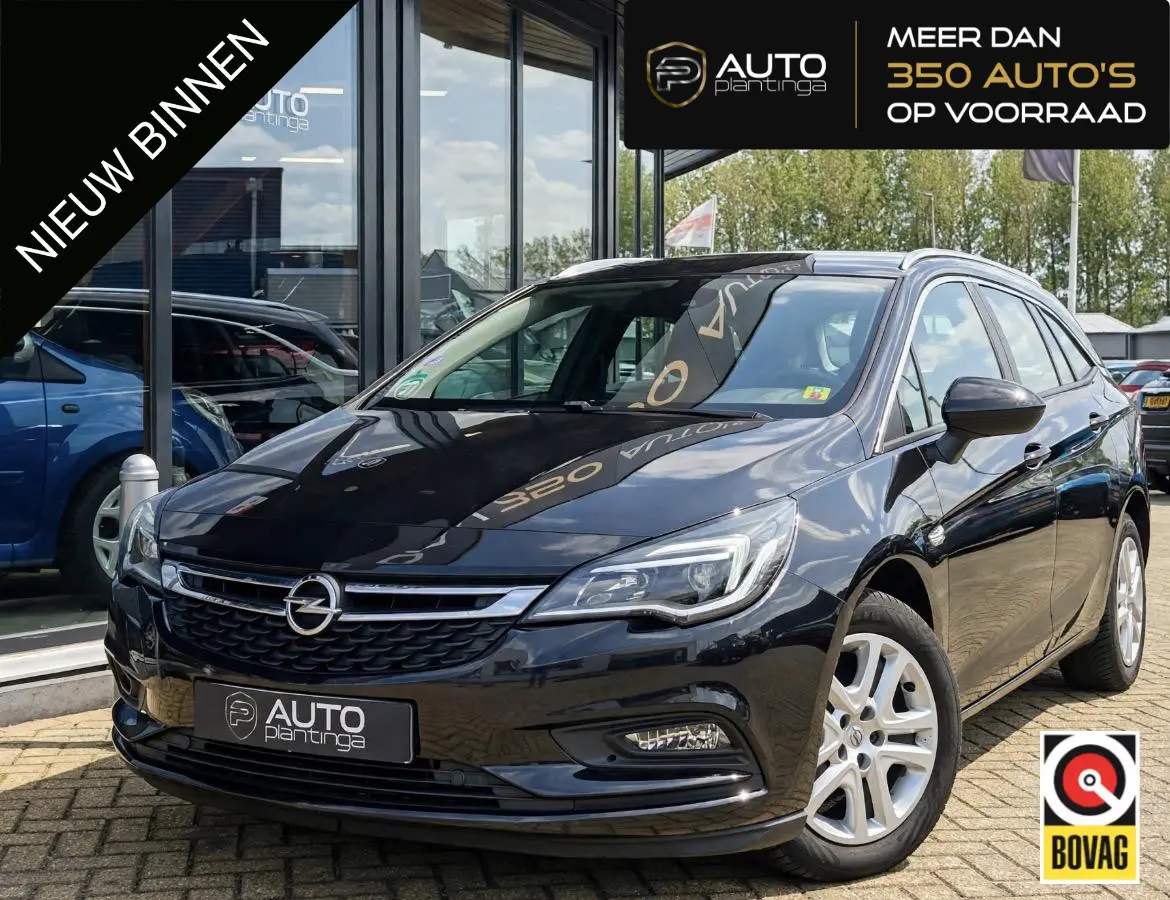 1.0 Business+ 105PK | Nette Staat | NL AUTO | NAP | Volledige Onderhoudshistorie BOSCH Carservice | Nieuwe APK | Trekhaak | Comfort Stoelen | Navigatie | Parkeersensoren Voor en Achter | DAB