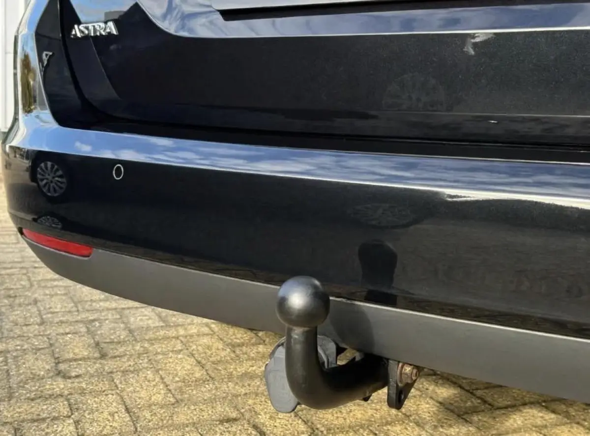 1.0 Business+ 105PK | Nette Staat | NL AUTO | NAP | Volledige Onderhoudshistorie BOSCH Carservice | Nieuwe APK | Trekhaak | Comfort Stoelen | Navigatie | Parkeersensoren Voor en Achter | DAB