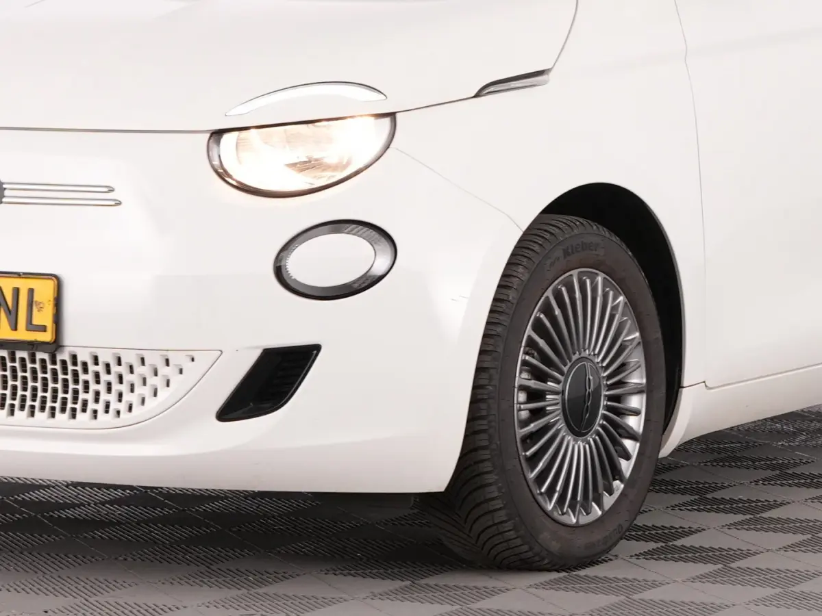 Icon 42 kWh | LM VELGEN | NAVI | CARPLAY | SOH: 95,7% | !