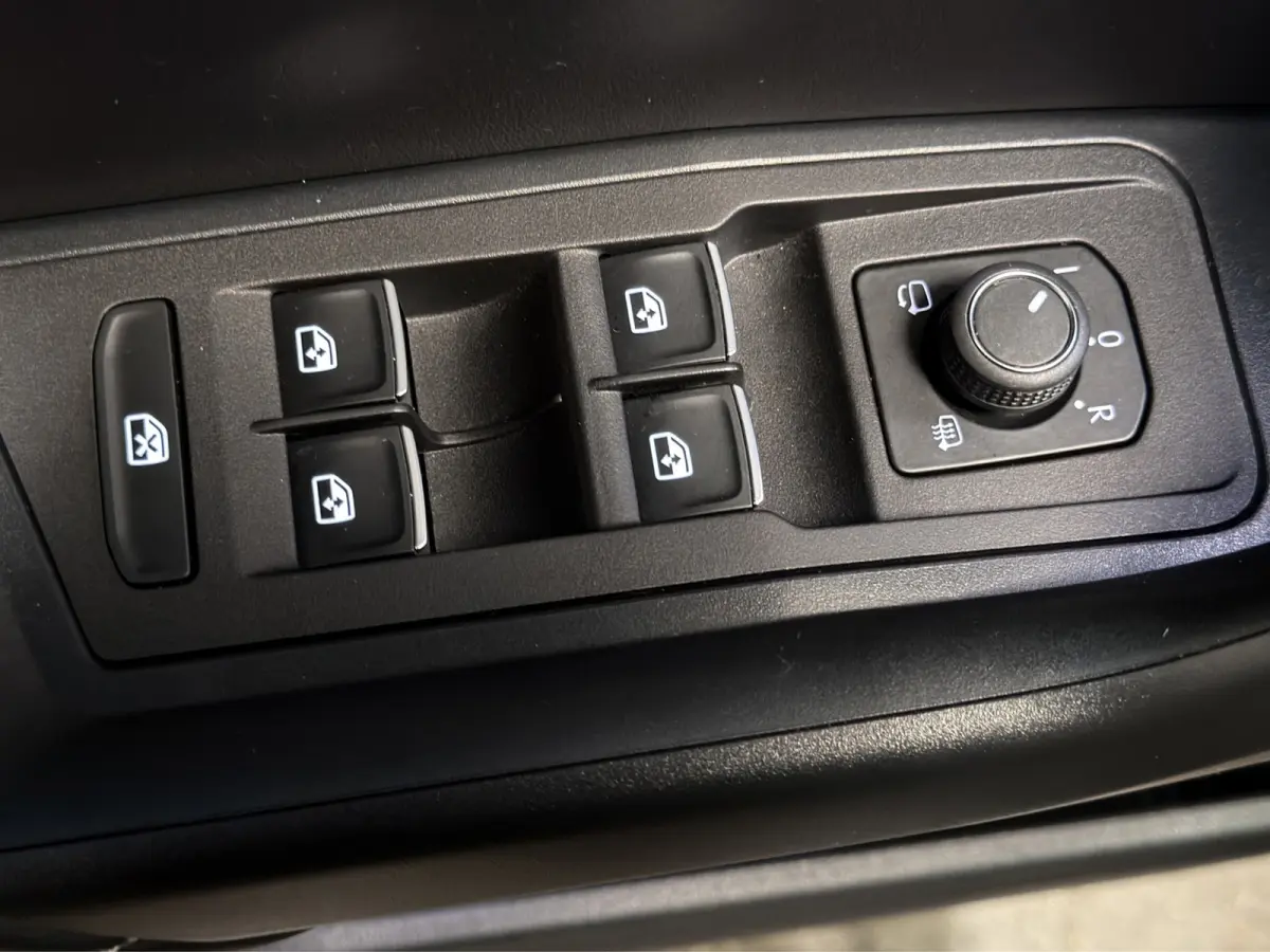 1.5 TSI Style|Pano|Memory|Leder|Keyless|Camera|Carplay