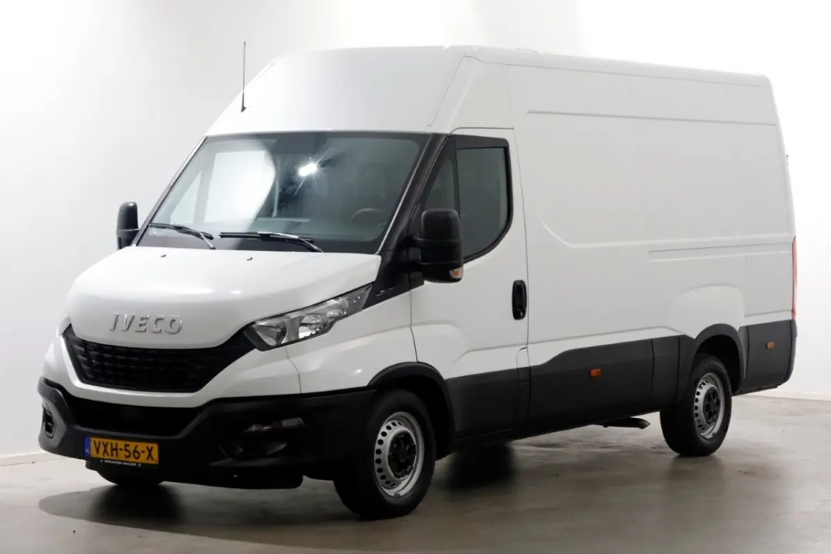 35S14 136pk L2H2 Airco/Camera Trekgewicht 3500kg 09-2021