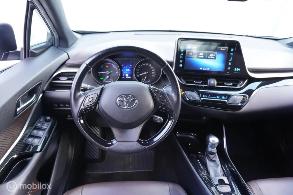1.8 Hybrid Executive