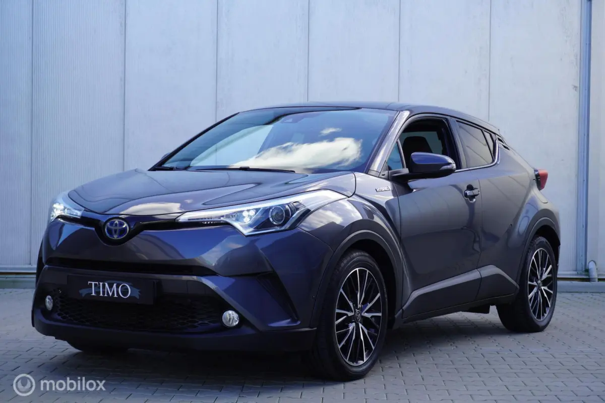1.8 Hybrid Executive
