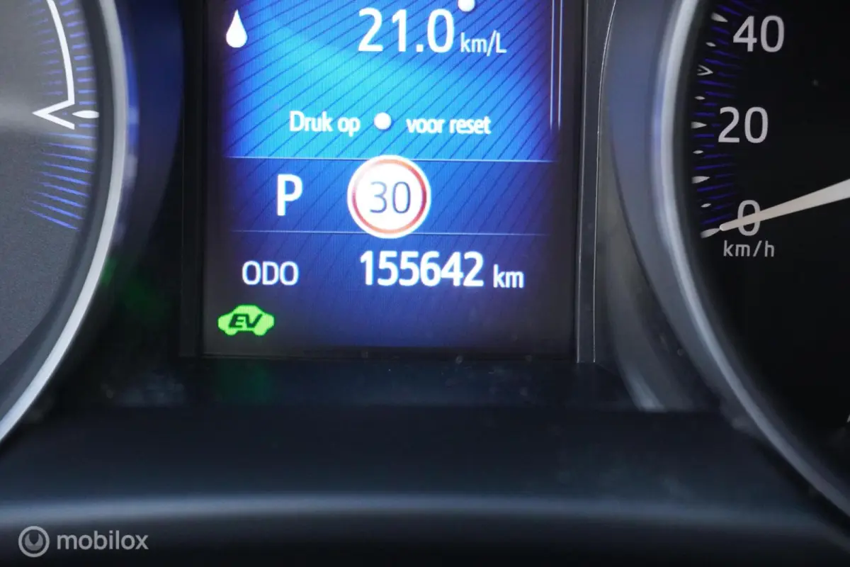 1.8 Hybrid Executive