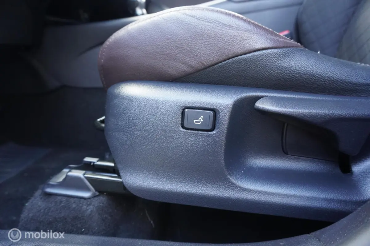 1.8 Hybrid Executive