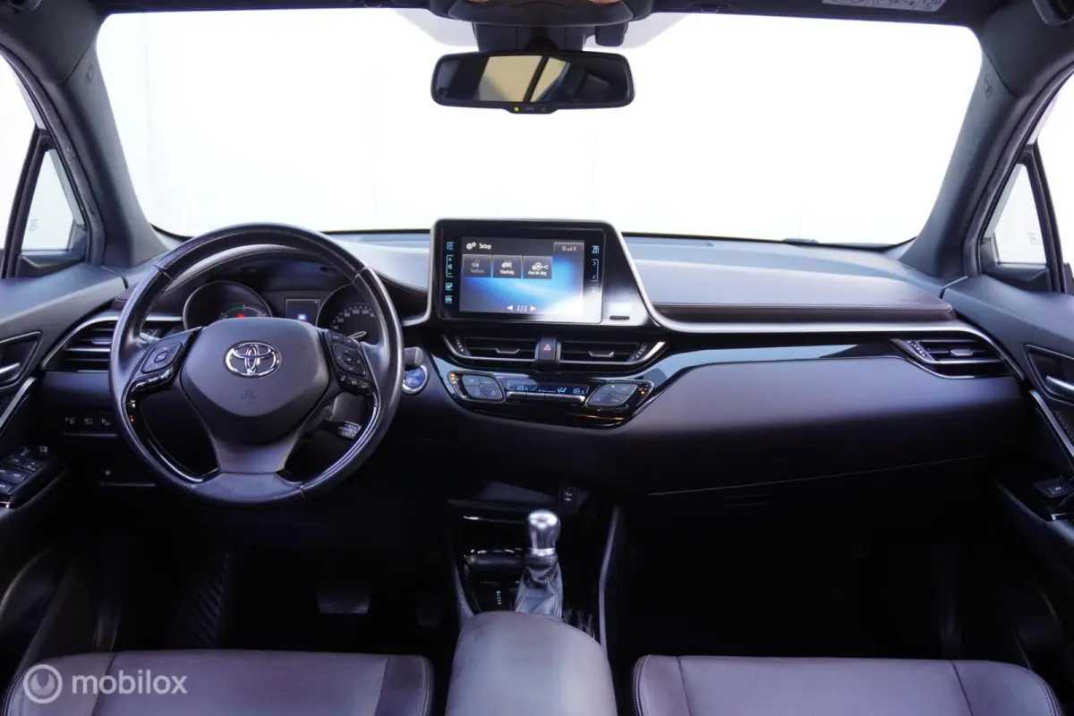 1.8 Hybrid Executive