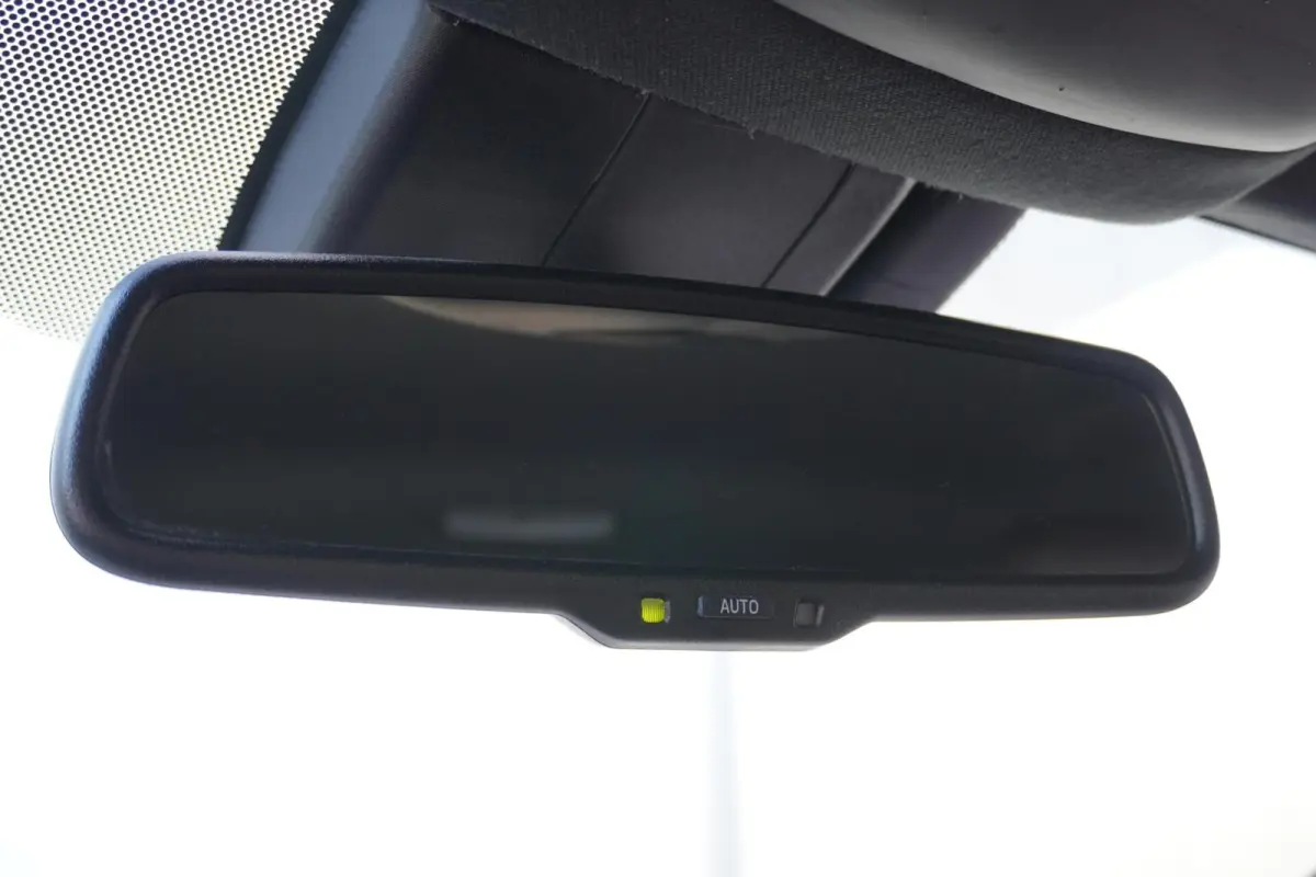 1.8 Hybrid Executive
