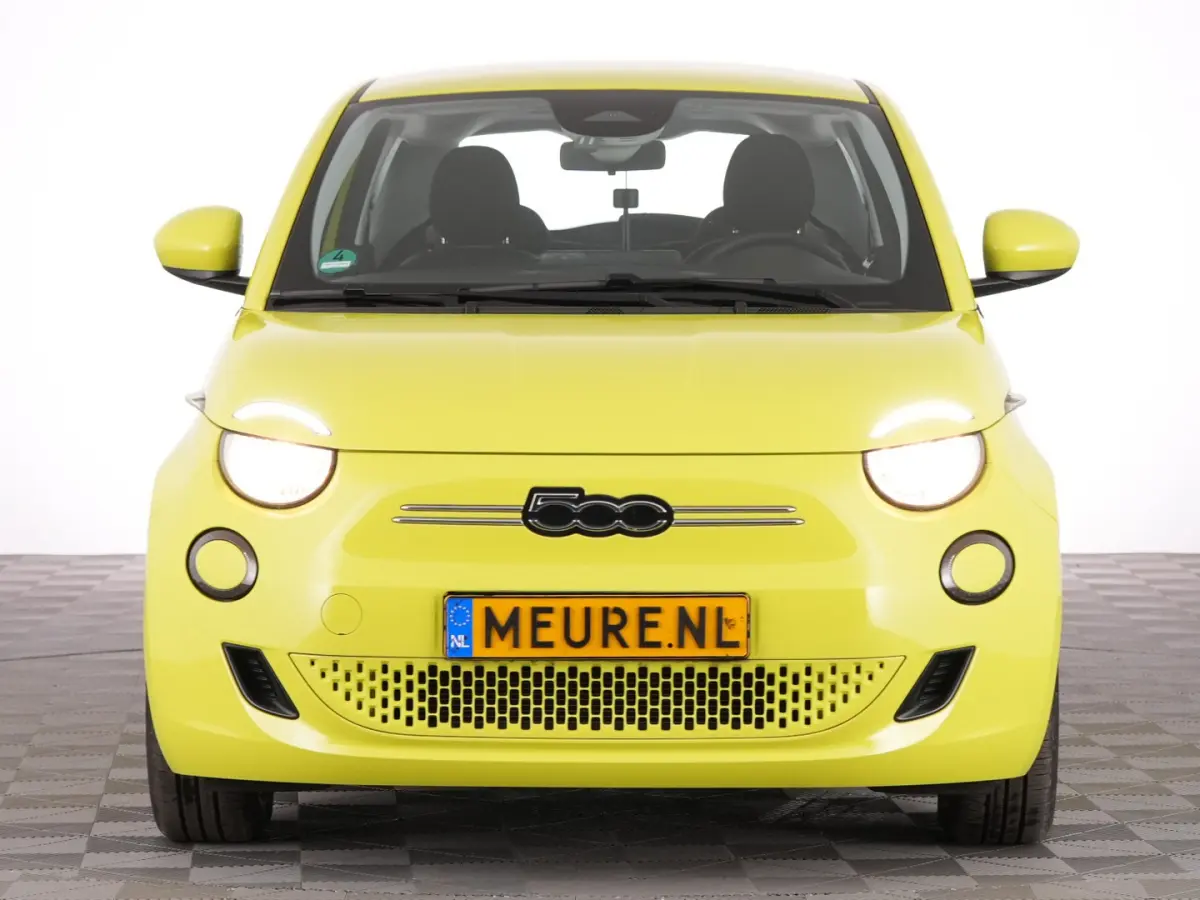 Urban 24 kWh | CARPLAY | AIRCO | ACID YELLOW | SOH: 92,9% | !