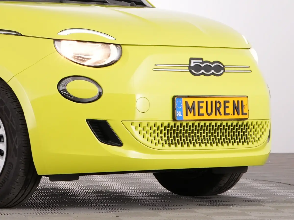 Urban 24 kWh | CARPLAY | AIRCO | ACID YELLOW | SOH: 92,9% | !