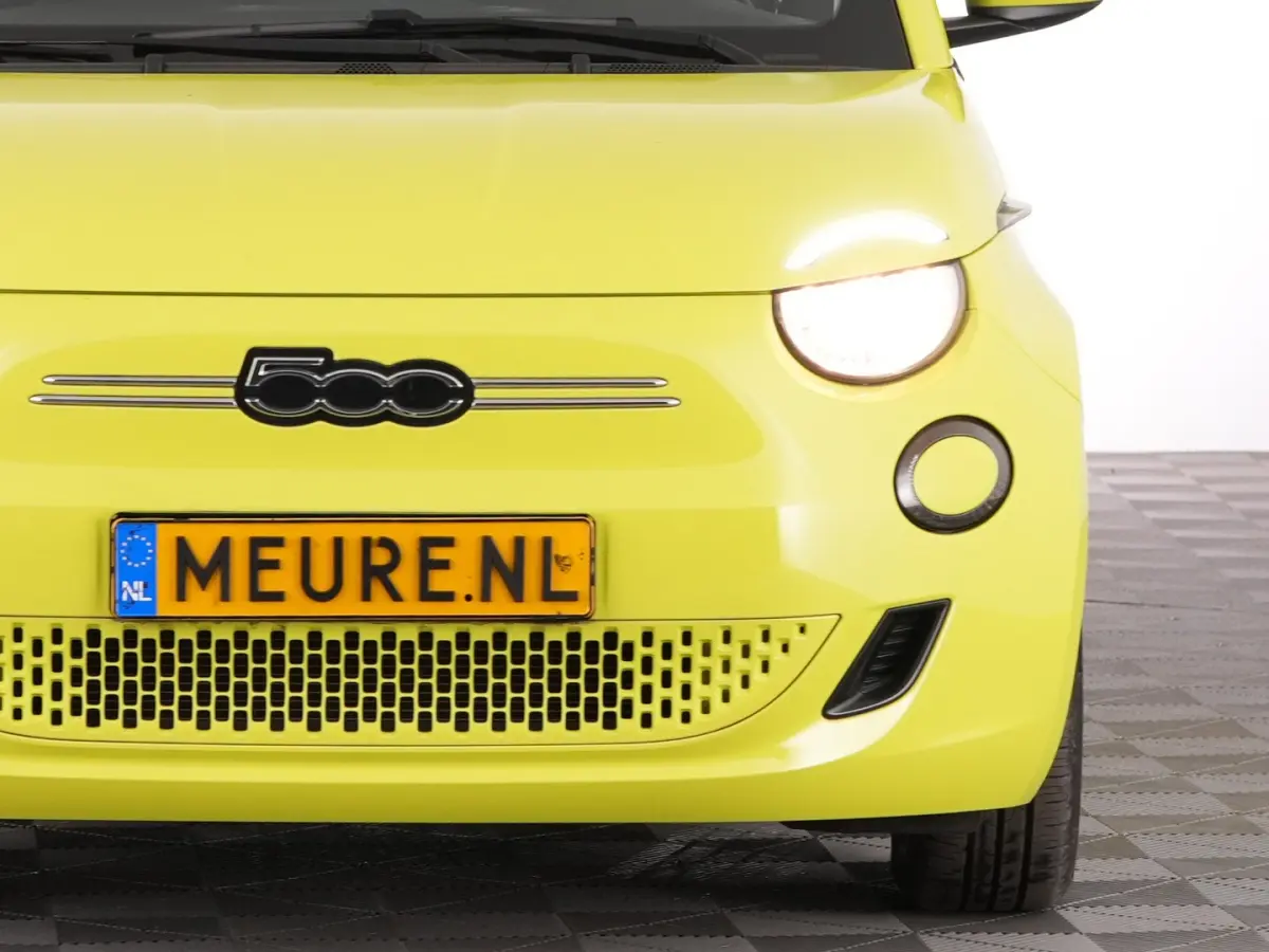 Urban 24 kWh | CARPLAY | AIRCO | ACID YELLOW | SOH: 92,9% | !