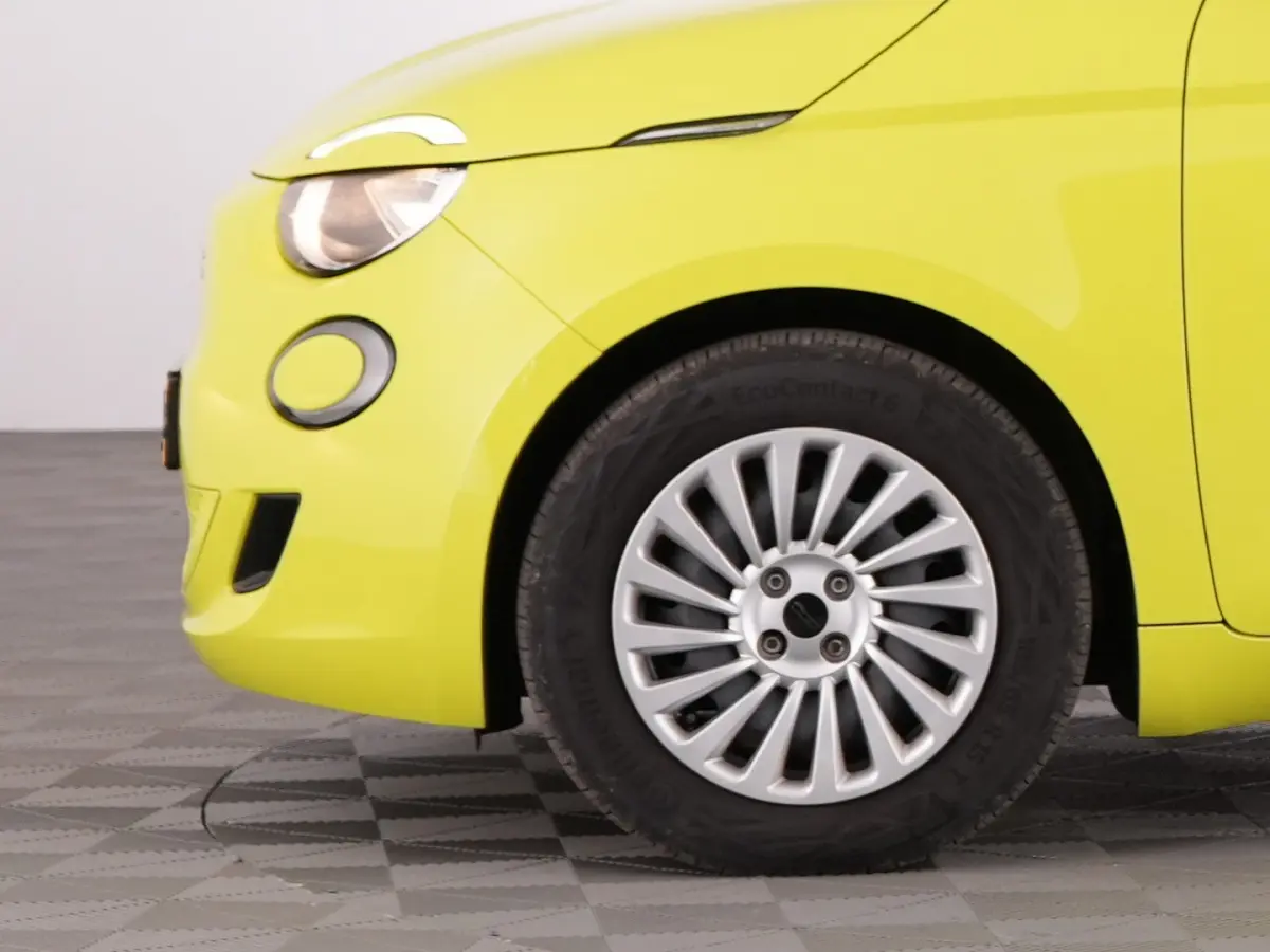 Urban 24 kWh | CARPLAY | AIRCO | ACID YELLOW | SOH: 92,9% | !