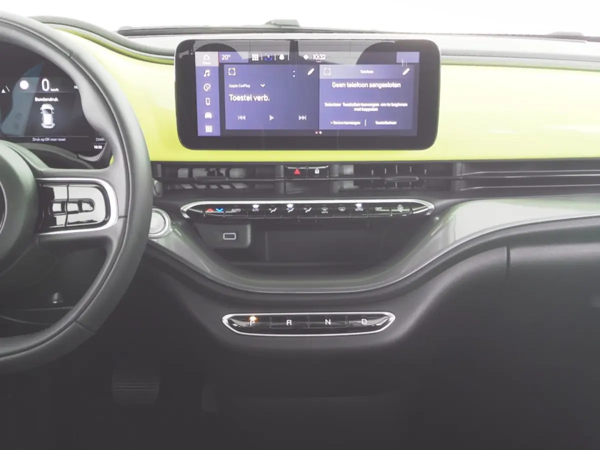 Urban 24 kWh | CARPLAY | AIRCO | ACID YELLOW | SOH: 92,9% | !