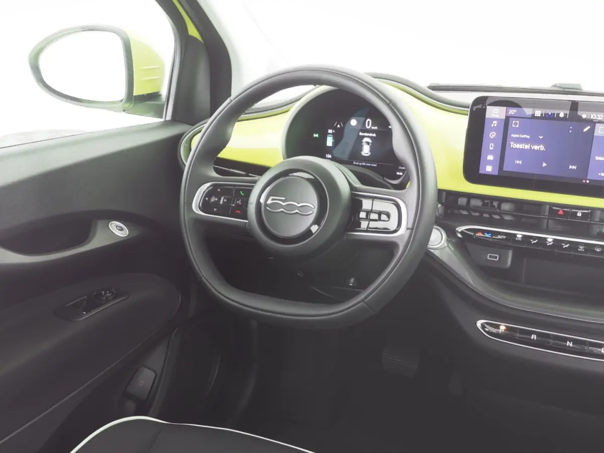 Urban 24 kWh | CARPLAY | AIRCO | ACID YELLOW | SOH: 92,9% | !