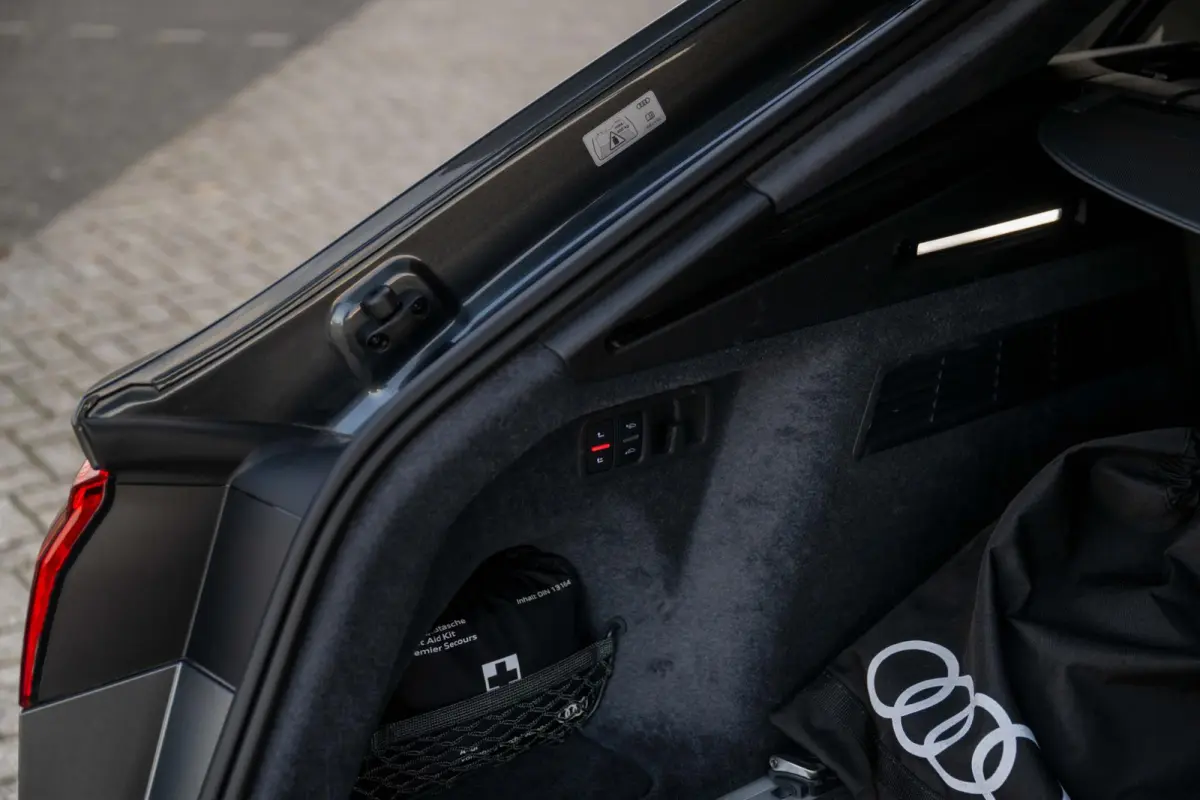 60 TFSI e quattro S Competition B&O Advanced
