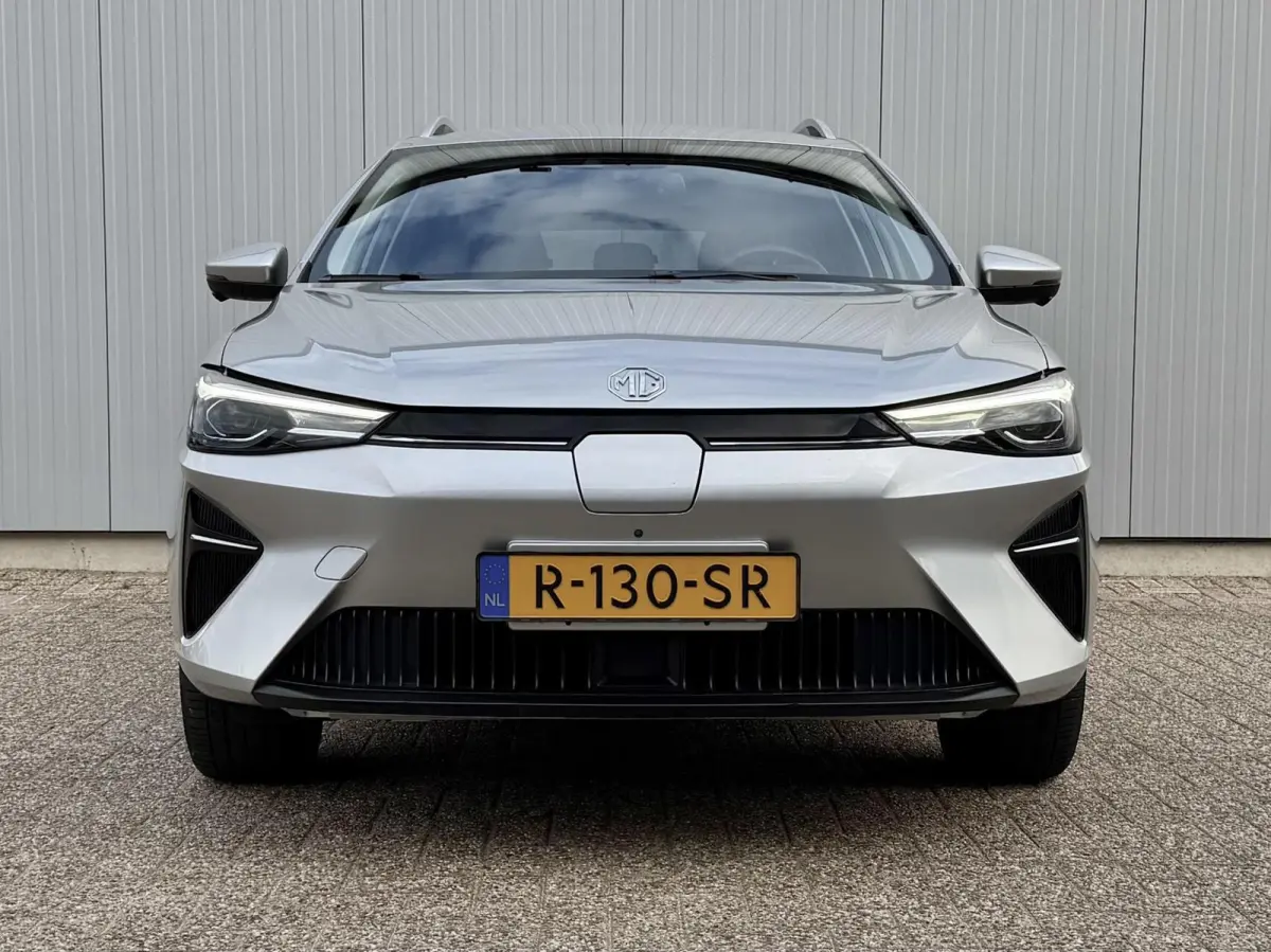 Electric 50 kWh Luxury | 360° | ACC | Leder