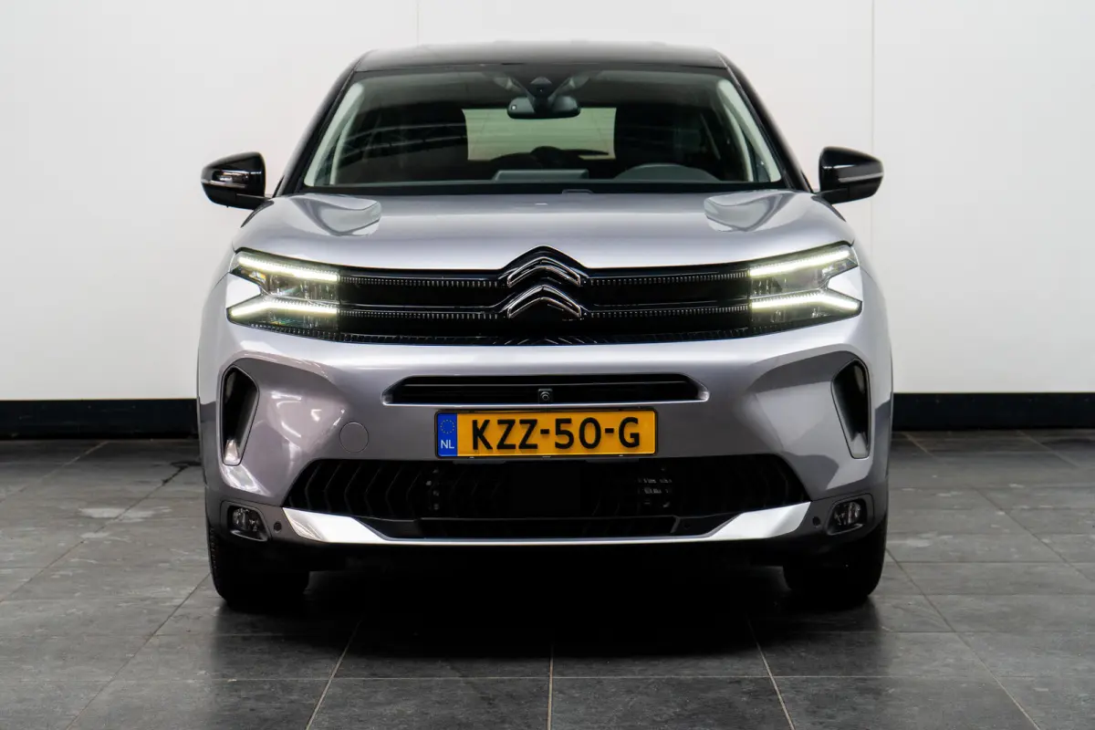 1.6 Plug-in Hybrid 180 Feel