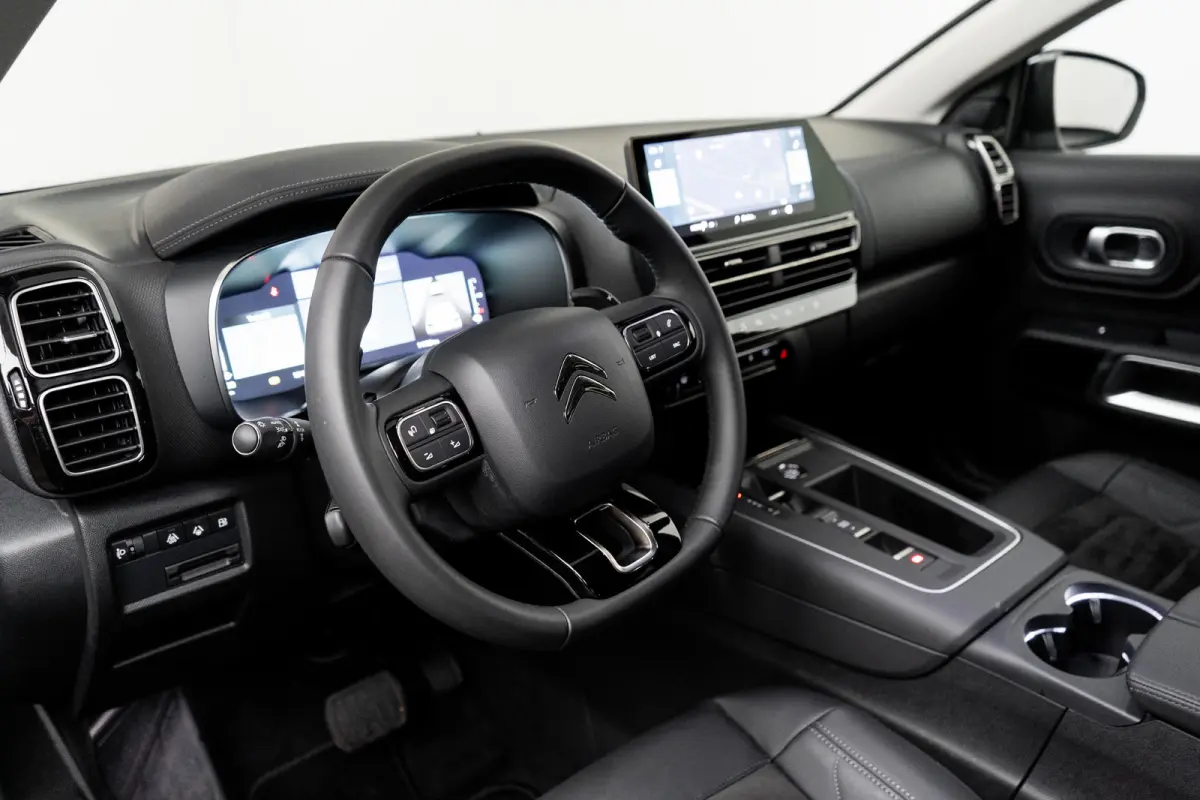 1.6 Plug-in Hybrid 180 Feel