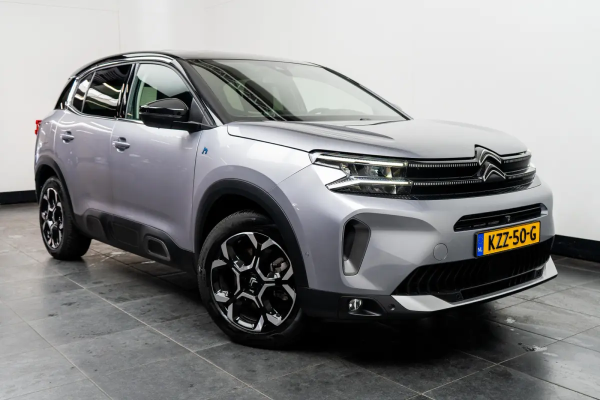 1.6 Plug-in Hybrid 180 Feel