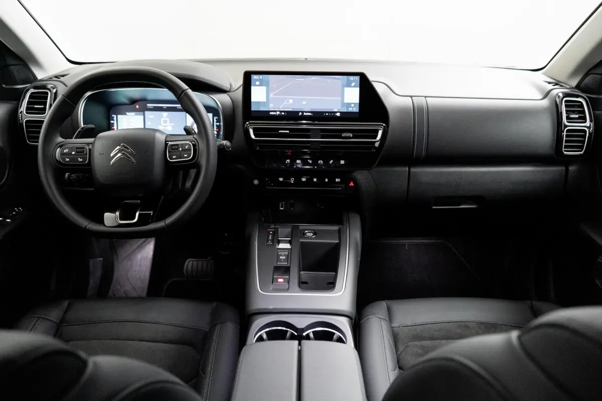 1.6 Plug-in Hybrid 180 Feel