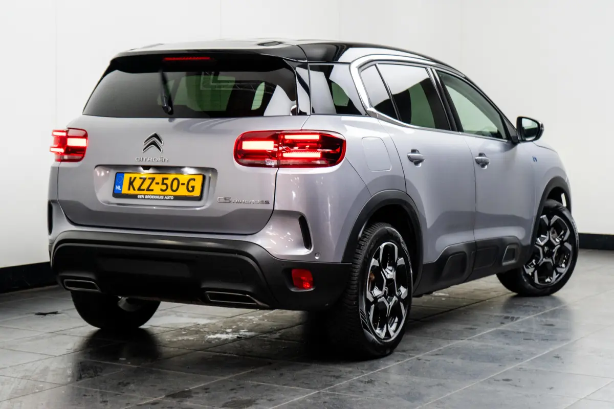 1.6 Plug-in Hybrid 180 Feel