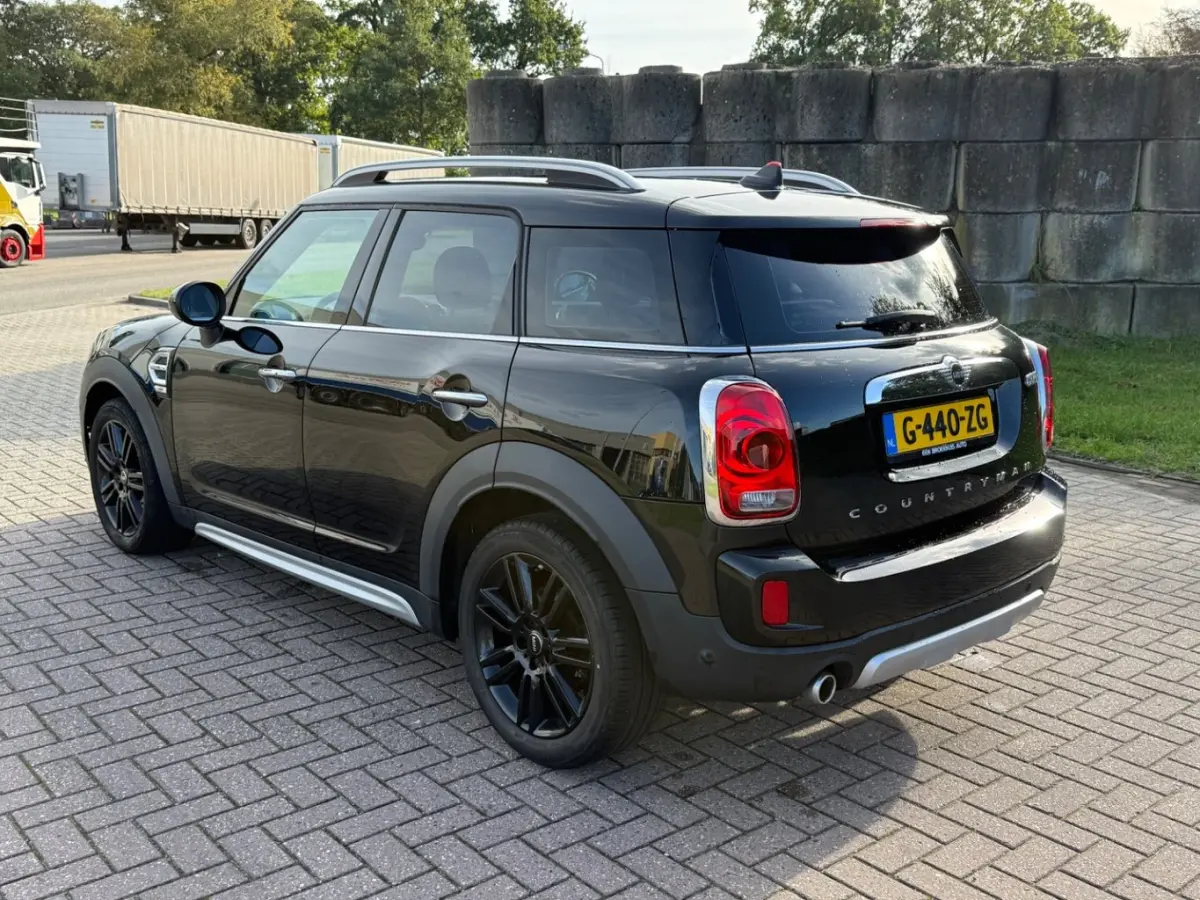 1.5 136pk Cooper Dutch Made Edition | Apple Carplay/Android Auto|telefoonintegratie premium | Audio installatie premium | Buitenspiegels elektrisch inklapbaar