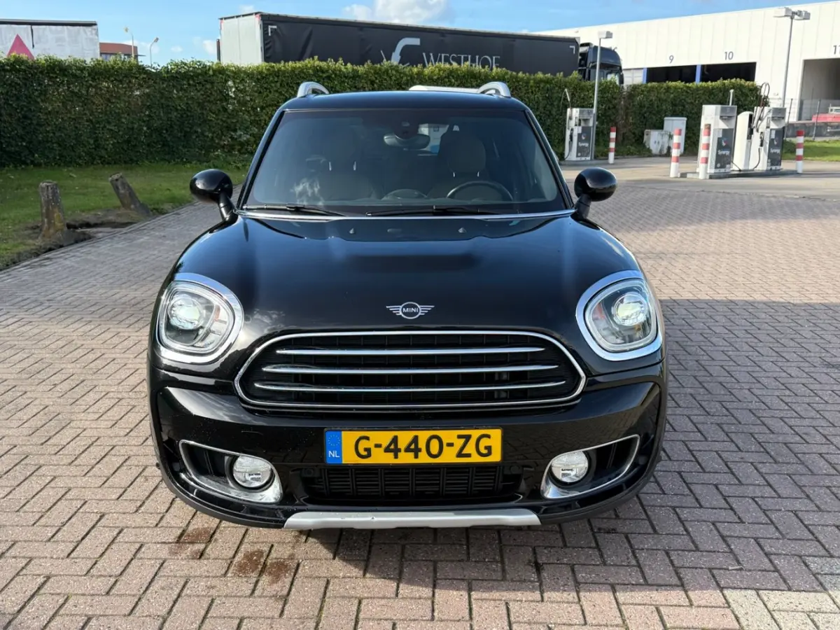1.5 136pk Cooper Dutch Made Edition | Apple Carplay/Android Auto|telefoonintegratie premium | Audio installatie premium | Buitenspiegels elektrisch inklapbaar
