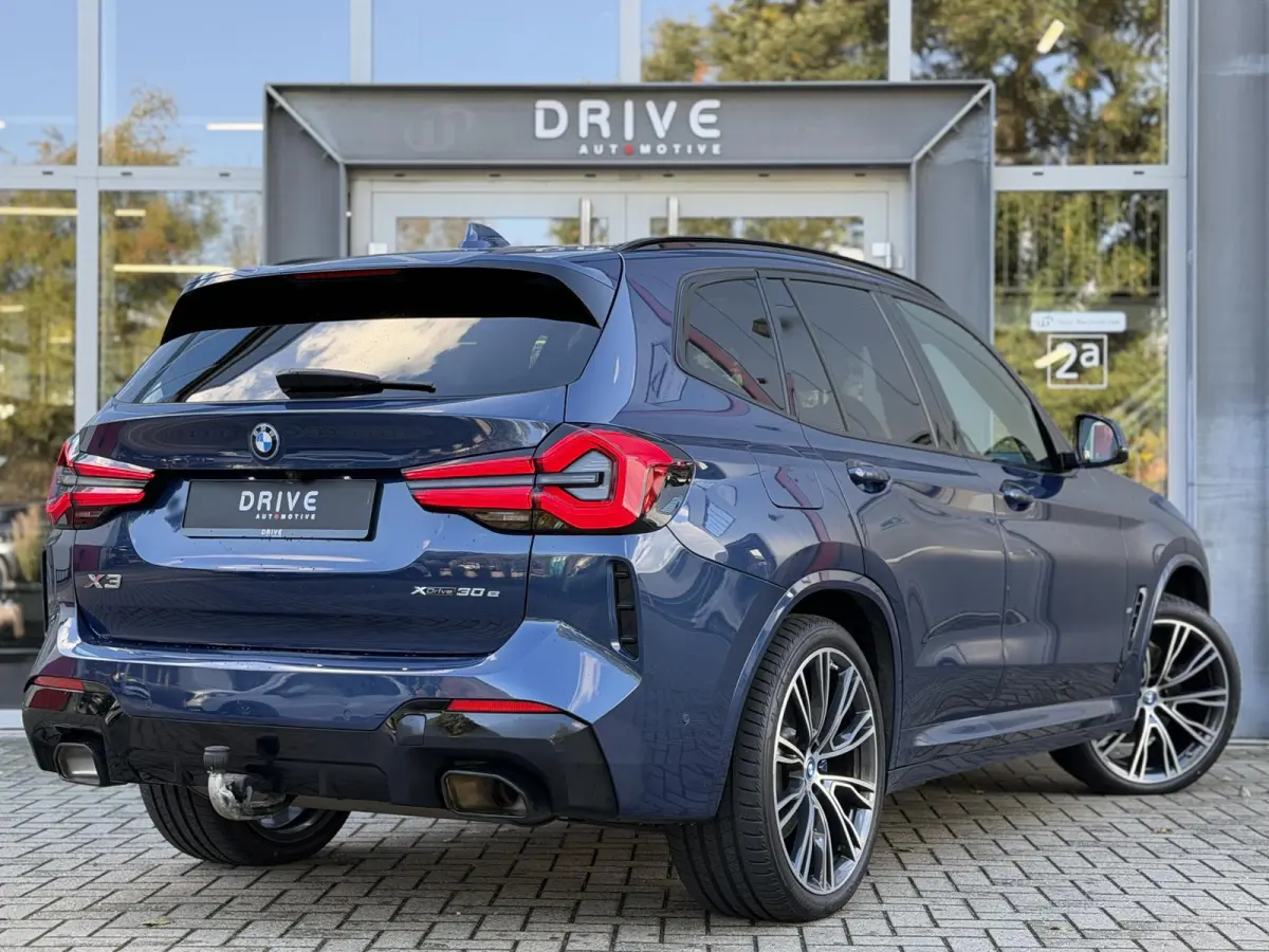 xDrive30e High Ex M-Sport |Pano|ACC|Leer|Trekhaak|21"