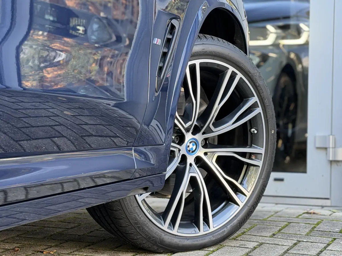 xDrive30e High Ex M-Sport |Pano|ACC|Leer|Trekhaak|21"