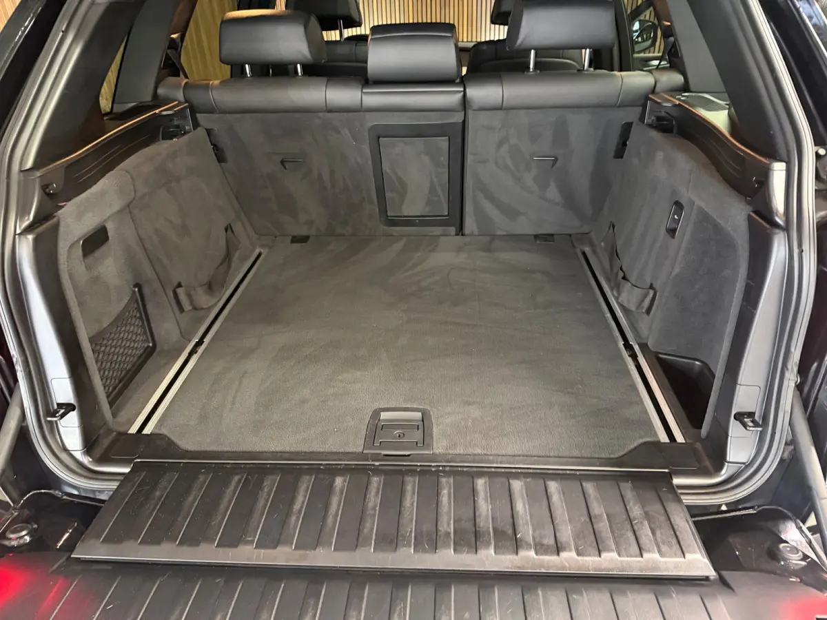 XDrive50i - M Pakket - nwe Klepseals