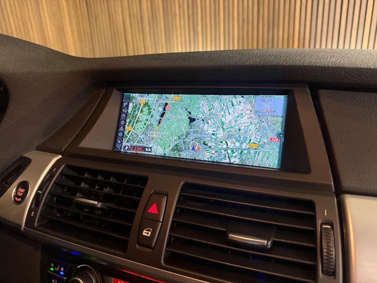 XDrive50i - M Pakket - nwe Klepseals