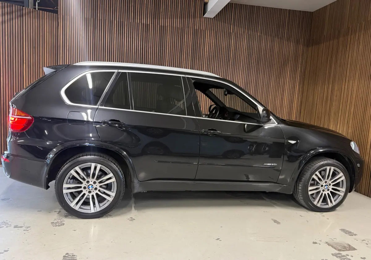 XDrive50i - M Pakket - nwe Klepseals