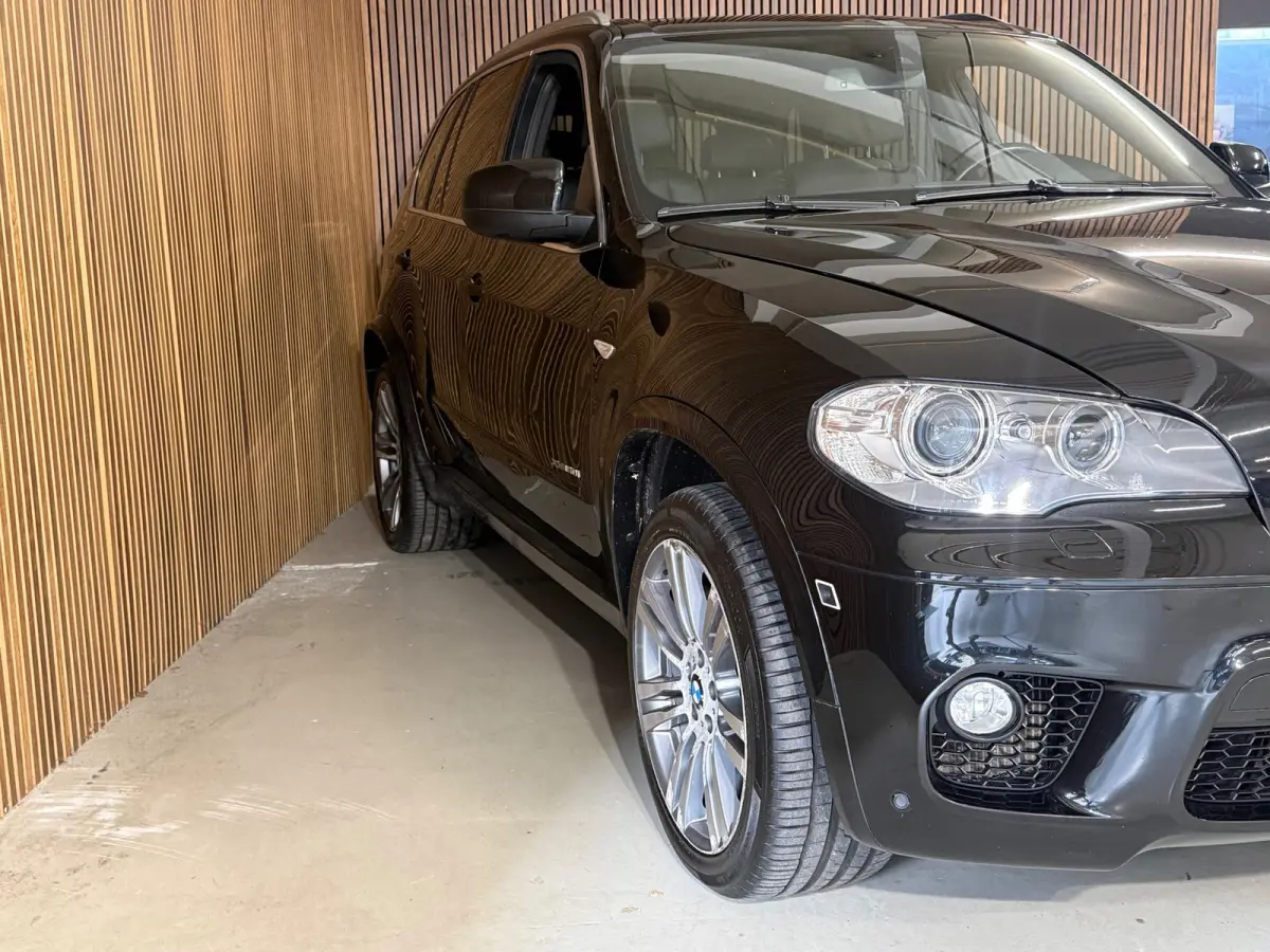 XDrive50i - M Pakket - nwe Klepseals