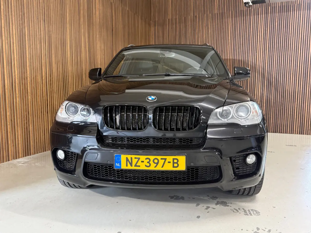 XDrive50i - M Pakket - nwe Klepseals