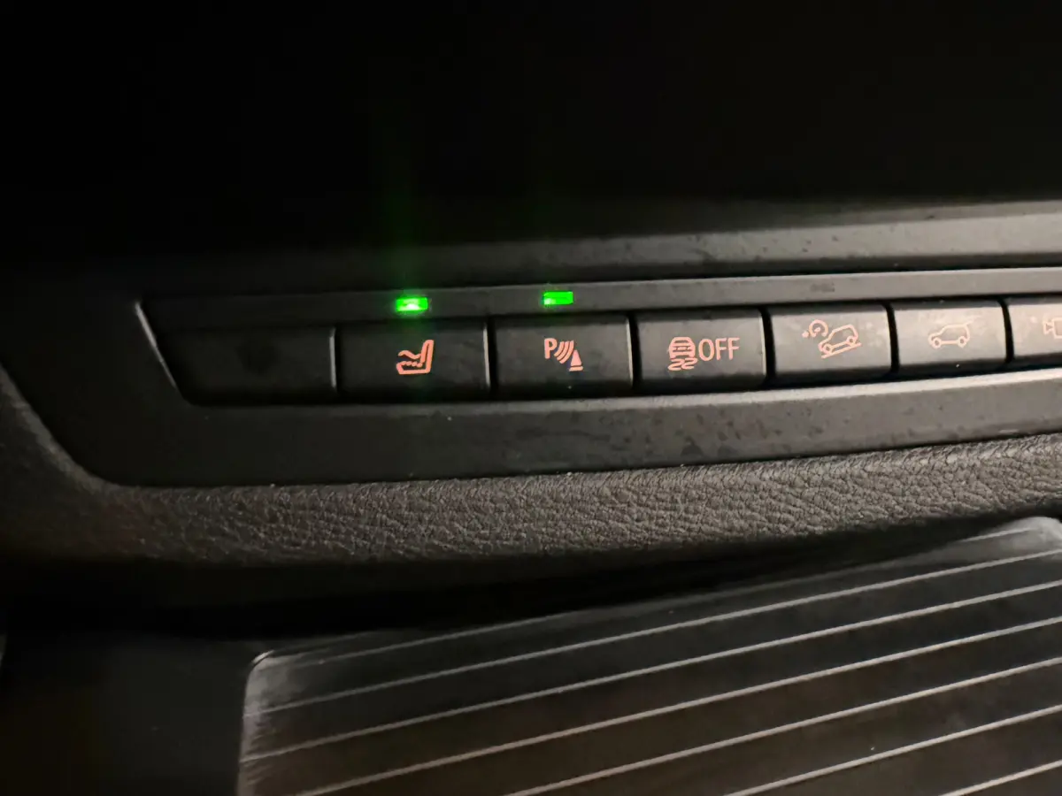 XDrive50i - M Pakket - nwe Klepseals