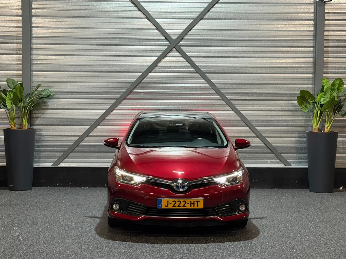 1.8 Hybrid Executive LED/NAVI/PANO/CRUISE/LANE-ASSIST/CAMERA/CLIMATE/BT-AUDIO/DEALER-ONDERHOUDEN/GARANTIE