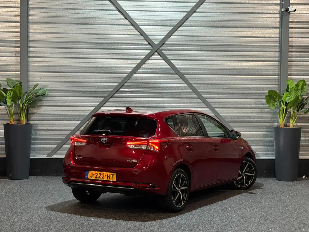 1.8 Hybrid Executive LED/NAVI/PANO/CRUISE/LANE-ASSIST/CAMERA/CLIMATE/BT-AUDIO/DEALER-ONDERHOUDEN/GARANTIE