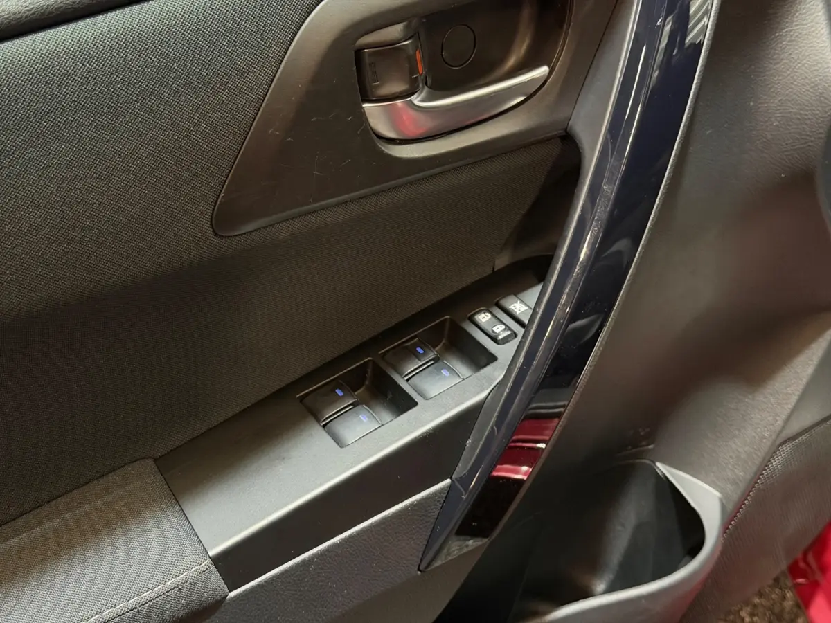 1.8 Hybrid Executive LED/NAVI/PANO/CRUISE/LANE-ASSIST/CAMERA/CLIMATE/BT-AUDIO/DEALER-ONDERHOUDEN/GARANTIE