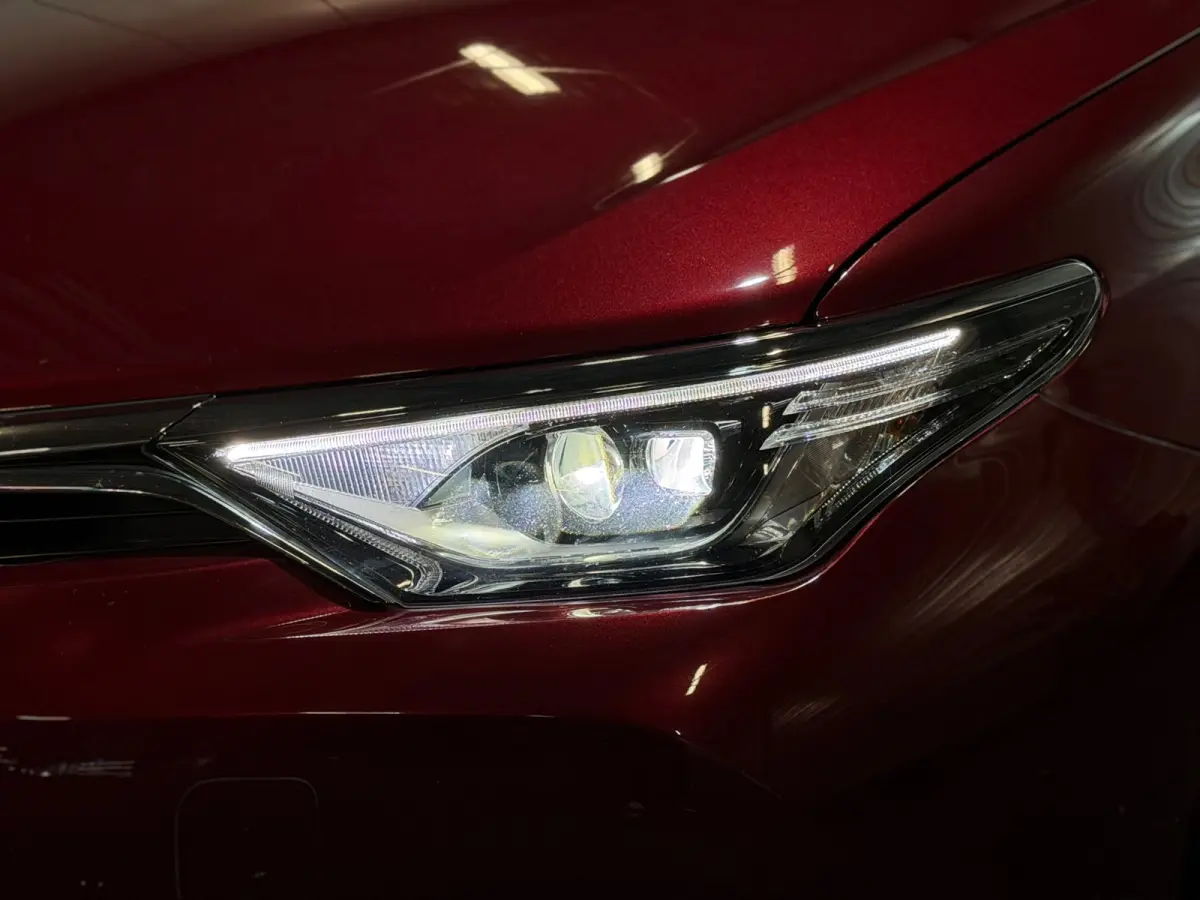 1.8 Hybrid Executive LED/NAVI/PANO/CRUISE/LANE-ASSIST/CAMERA/CLIMATE/BT-AUDIO/DEALER-ONDERHOUDEN/GARANTIE