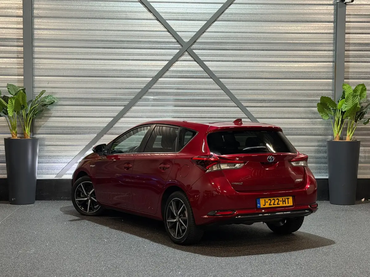 1.8 Hybrid Executive LED/NAVI/PANO/CRUISE/LANE-ASSIST/CAMERA/CLIMATE/BT-AUDIO/DEALER-ONDERHOUDEN/GARANTIE