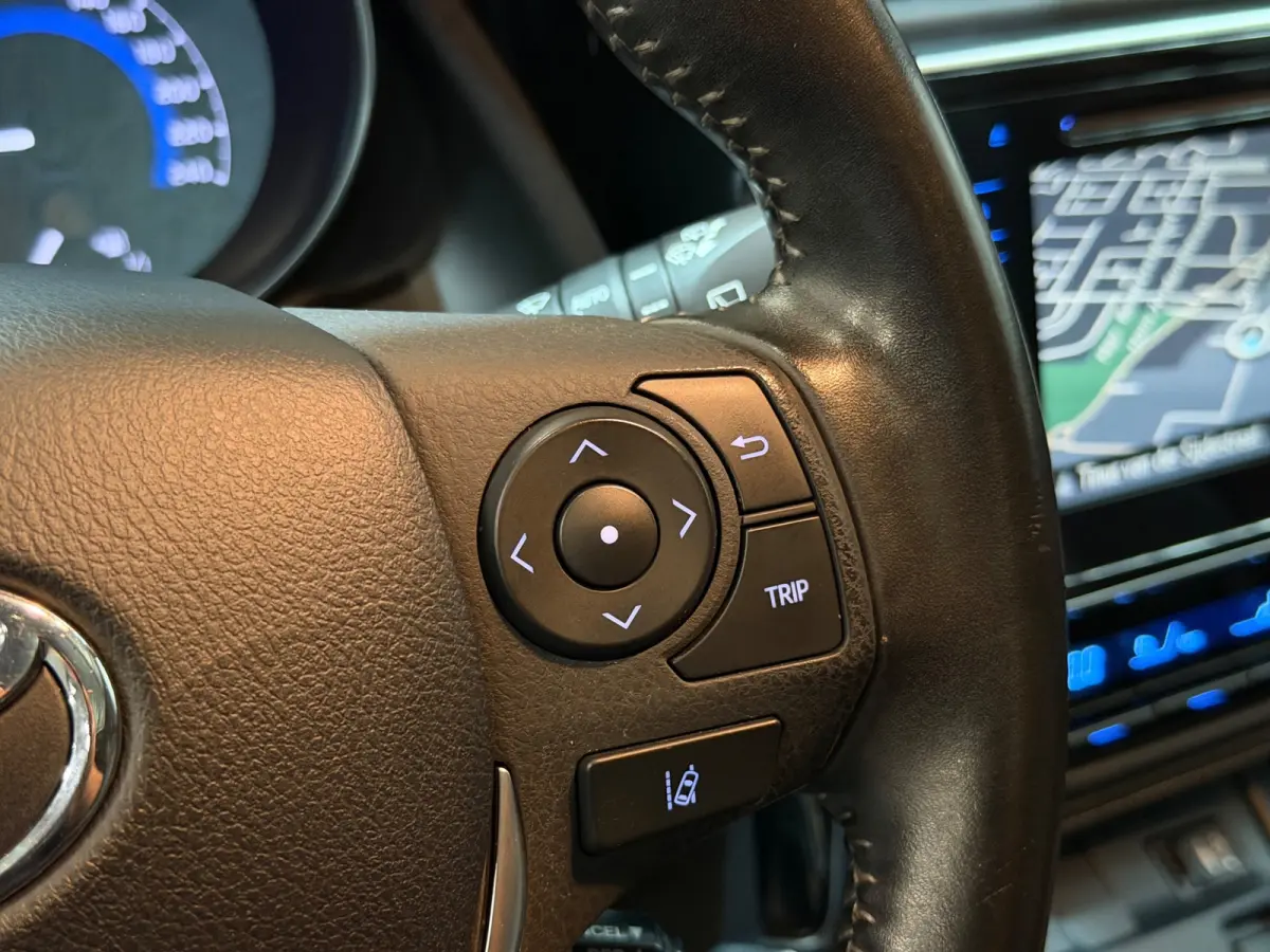1.8 Hybrid Executive LED/NAVI/PANO/CRUISE/LANE-ASSIST/CAMERA/CLIMATE/BT-AUDIO/DEALER-ONDERHOUDEN/GARANTIE