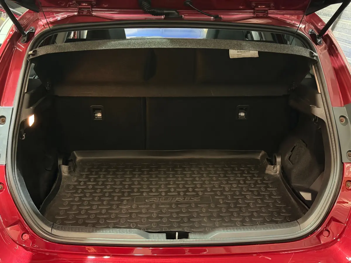 1.8 Hybrid Executive LED/NAVI/PANO/CRUISE/LANE-ASSIST/CAMERA/CLIMATE/BT-AUDIO/DEALER-ONDERHOUDEN/GARANTIE