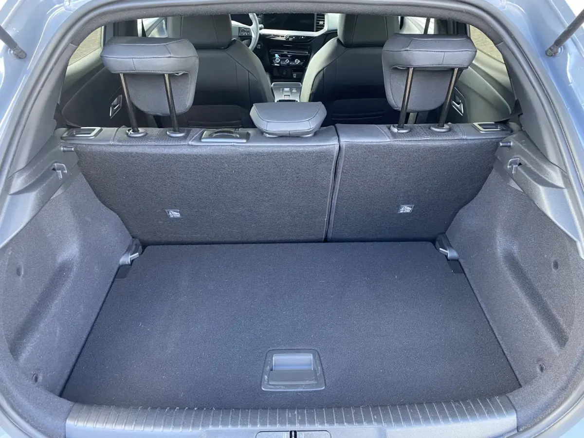 1.2 Turbo Hybrid GS ** MATRIX, ACC, COMFORT PACK MET VERW. STUUR, CAMERA, APPLE  ** Ex OPEL AG - UNFALLFREI ** ** INFORMEER OOK NAAR ONZE AANTREKKELIJKE FINANCIAL-LEASE TARIEVEN **